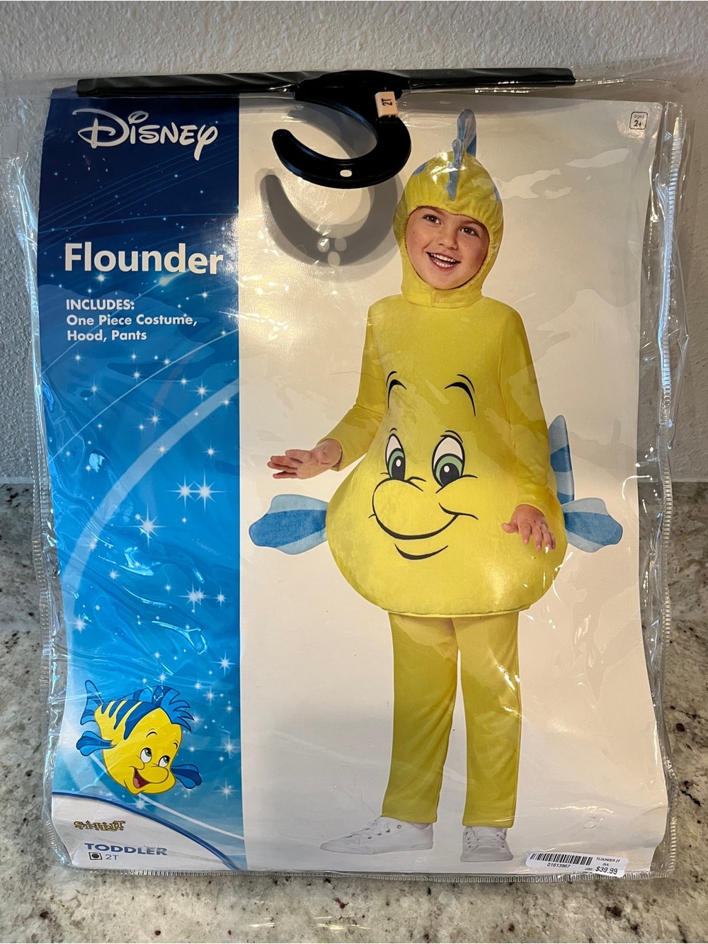 Used 2T Spirit Halloween Disney Flounder Halloween Costume Read